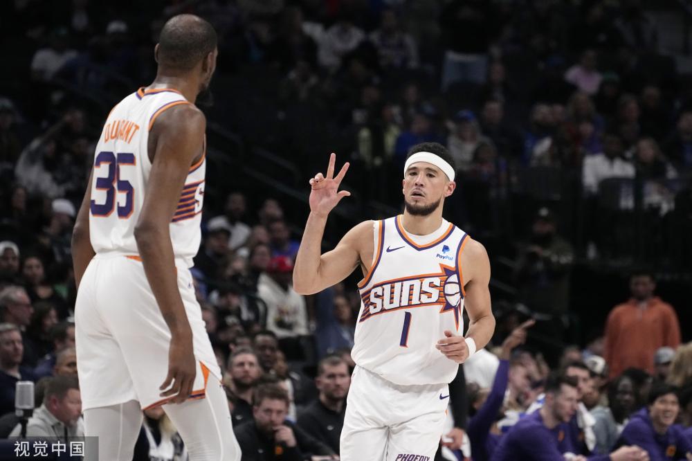 1日 NBA 红黑榜：祖巴茨称霸内线，湖人配角联手助胜火箭！.