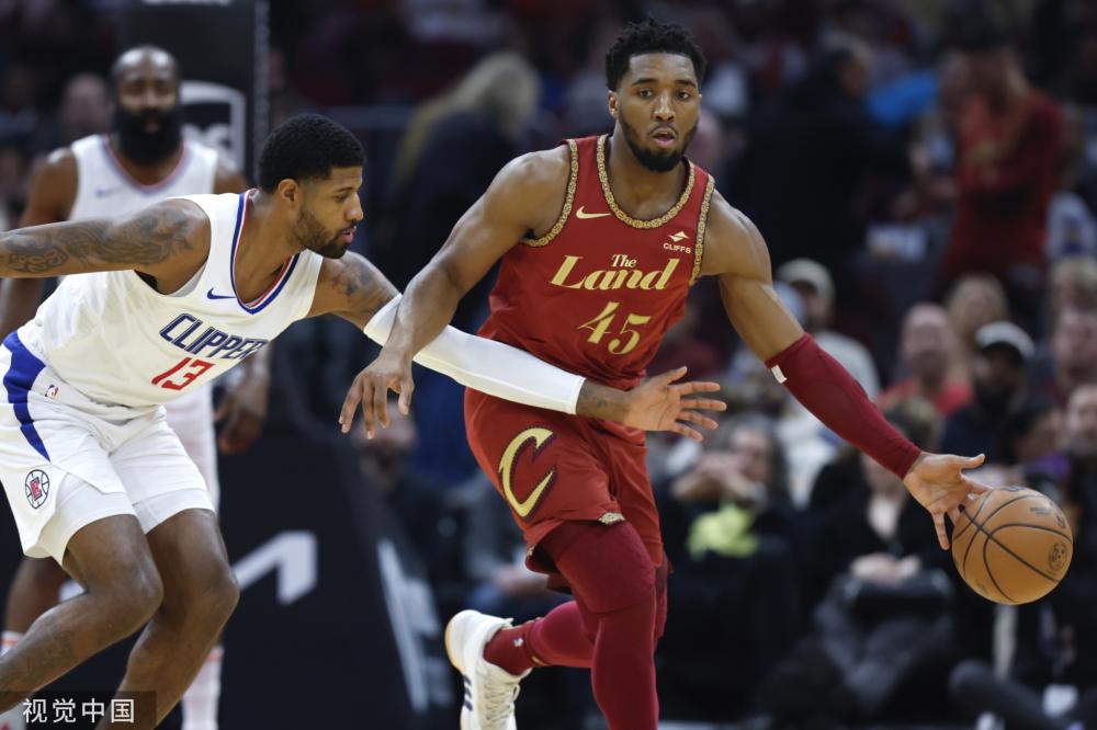 行为举止的 行为举止的