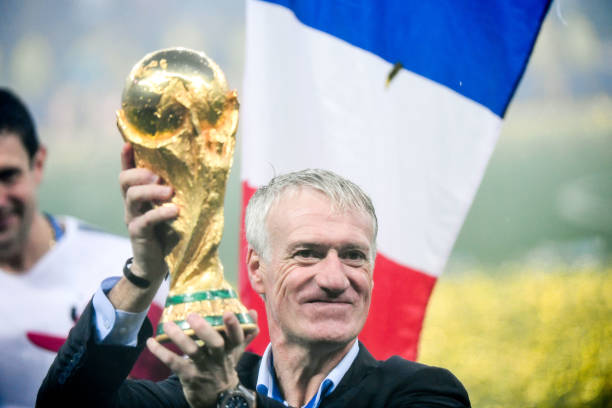 都通过租借 都通过租借