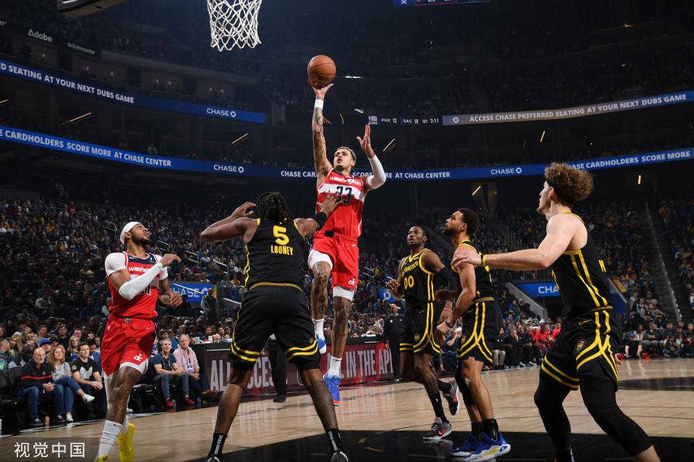 足球的战术 足球的战术