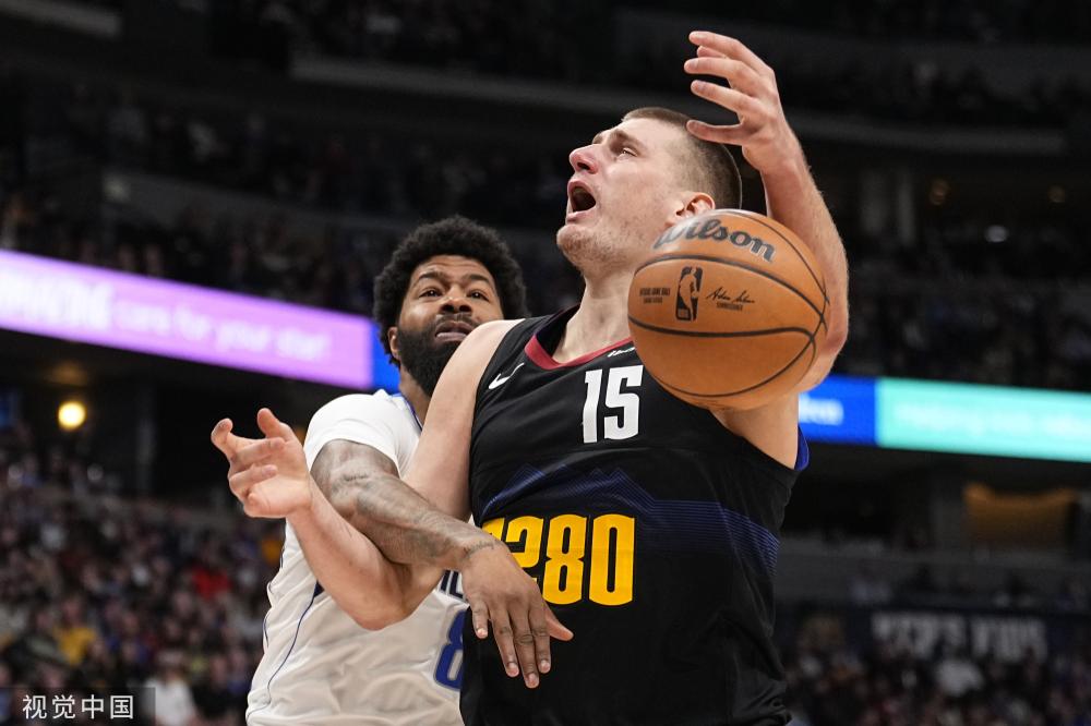 吉马良斯与 吉马良斯与